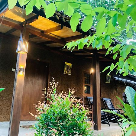Green Paradise Cottage Udawalawa Udawalawe Bagian luar foto