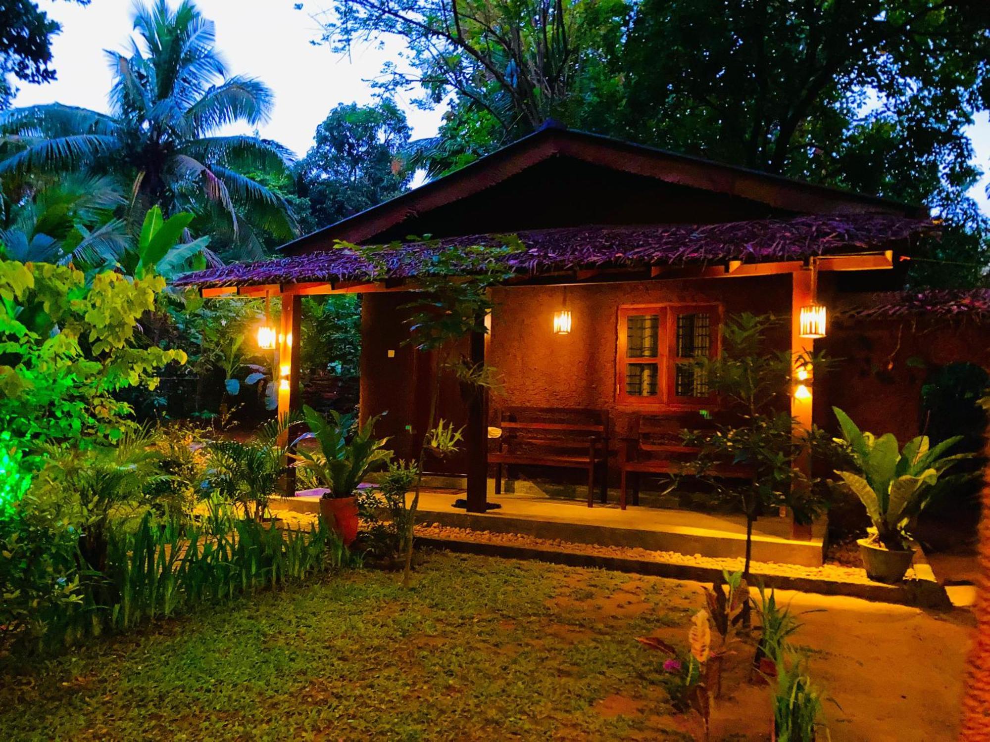 Green Paradise Cottage Udawalawa Udawalawe Bagian luar foto